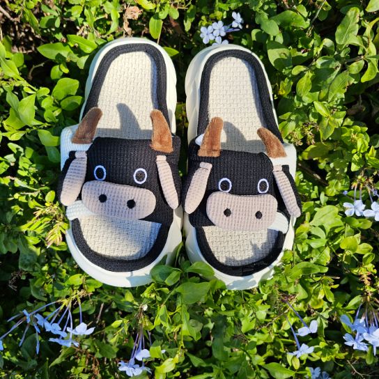 CowLover™ Plateau Cow Slippers Slides Black